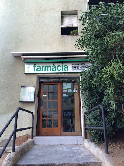 Farmacia en Carrer de Juli Garreta Santa Coloma de Gramenet Barcelona 